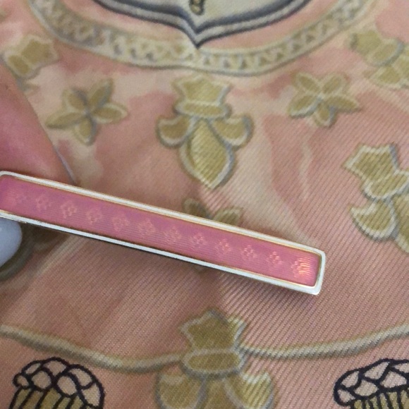 Hermès scarf and pin - Picture 3 of 3